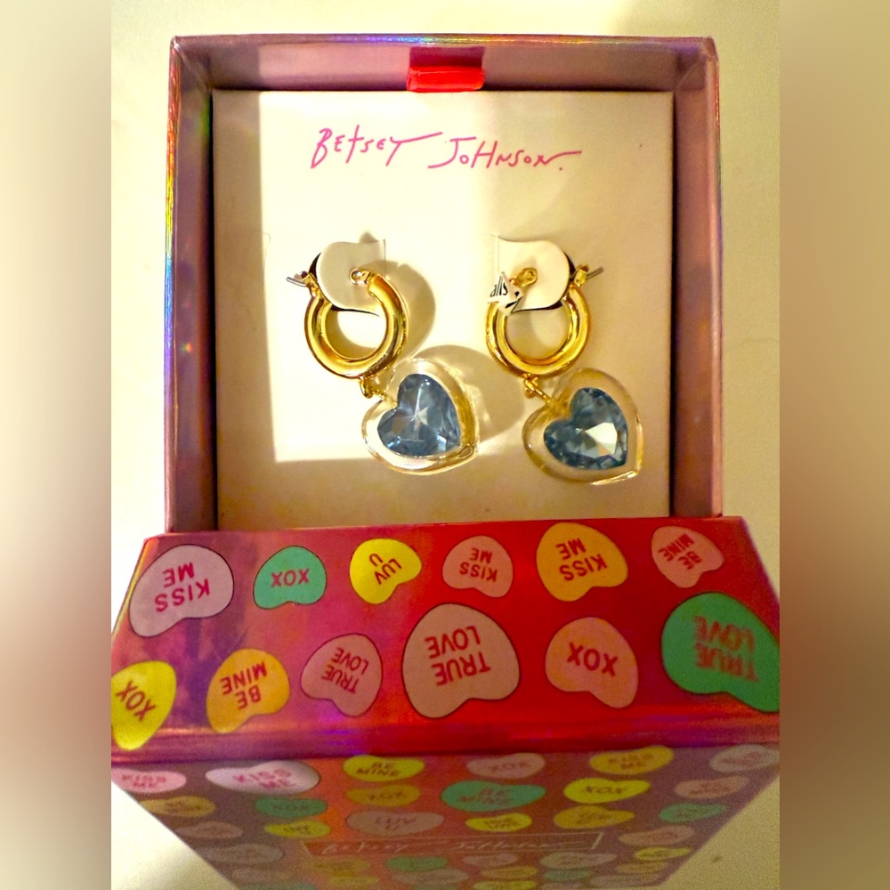 Beautiful brand new Heart Betsey Johnson Earring’s!!!
